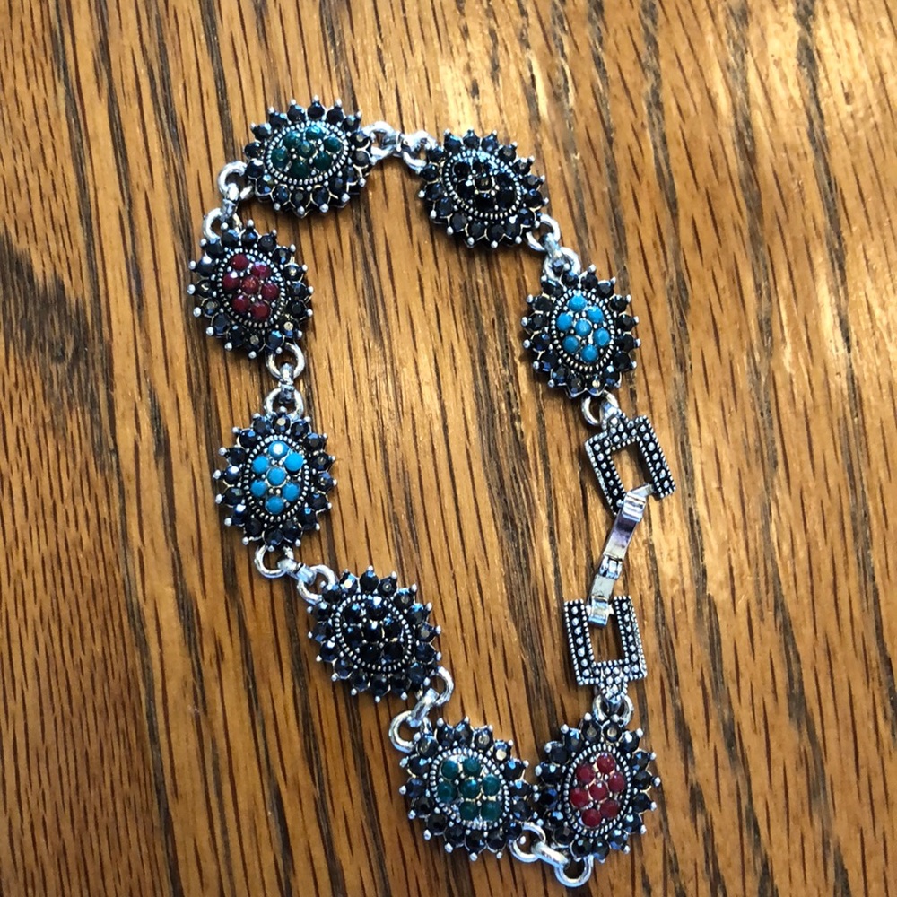 Antique looking bracelet